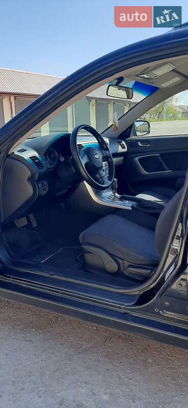 Универсал Subaru Outback 2005 в Почаеве