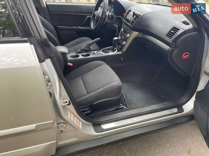 Универсал Subaru Outback 2007 в Киеве
