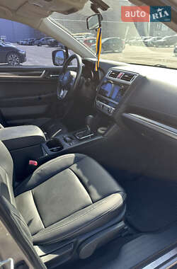 Универсал Subaru Outback 2015 в 