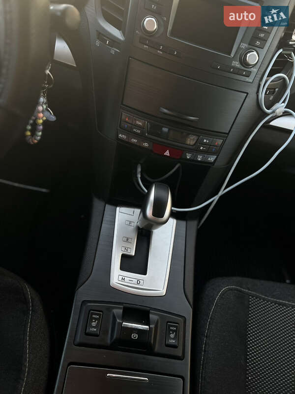Універсал Subaru Outback 2013 в Хмельницькому
