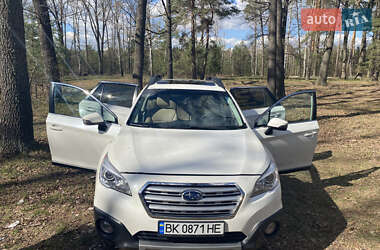 Универсал Subaru Outback 2015 в Гадяче