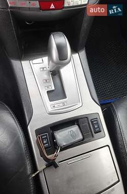 Универсал Subaru Outback 2011 в 