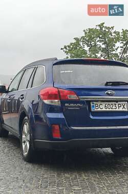Универсал Subaru Outback 2011 в 