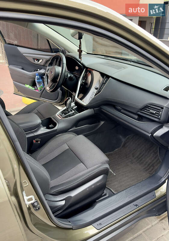Універсал Subaru Outback 2020 в Вараші