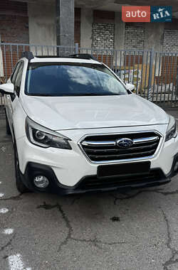 Универсал Subaru Outback 2019 в Черкассах