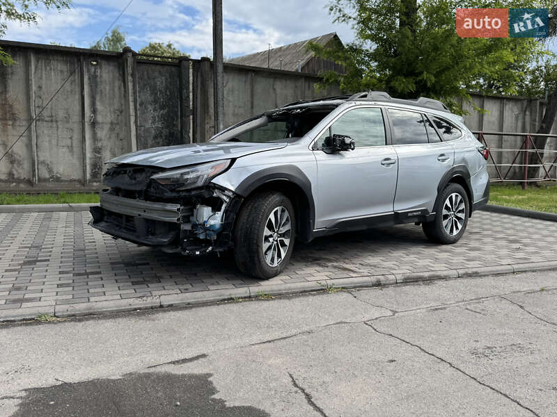 Subaru Outback 2023