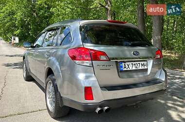Универсал Subaru Outback 2011 в 
