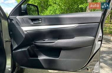 Универсал Subaru Outback 2011 в 