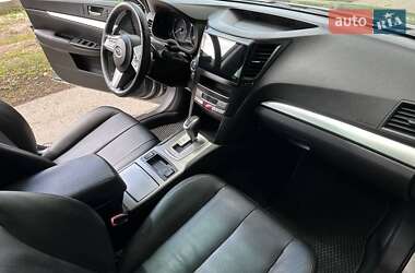 Универсал Subaru Outback 2011 в 