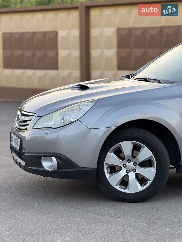Универсал Subaru Outback 2010 в Киеве фото 5 Универсал Subaru Outback 2010 в Киеве