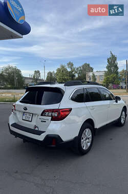 Универсал Subaru Outback 2018 в 