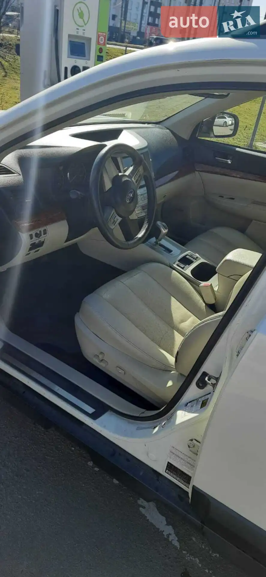 Subaru Outback 2011 VIN 4S4BRBLC7B3320235 фото оголошення 3 з 5