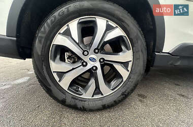 Универсал Subaru Outback 2020 в 