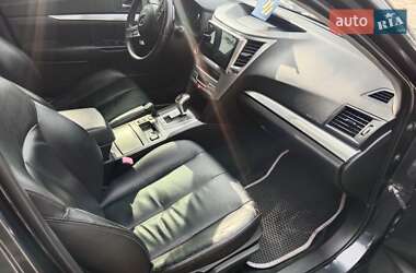 Универсал Subaru Outback 2011 в 