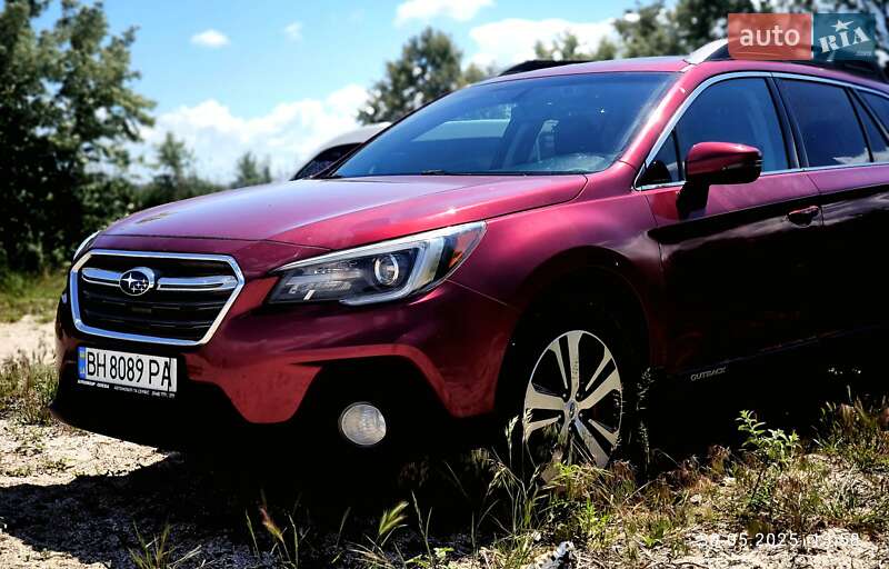Универсал Subaru Outback 2018 в 