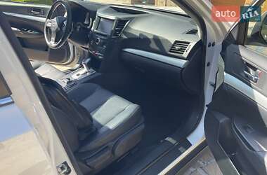 Универсал Subaru Outback 2014 в 
