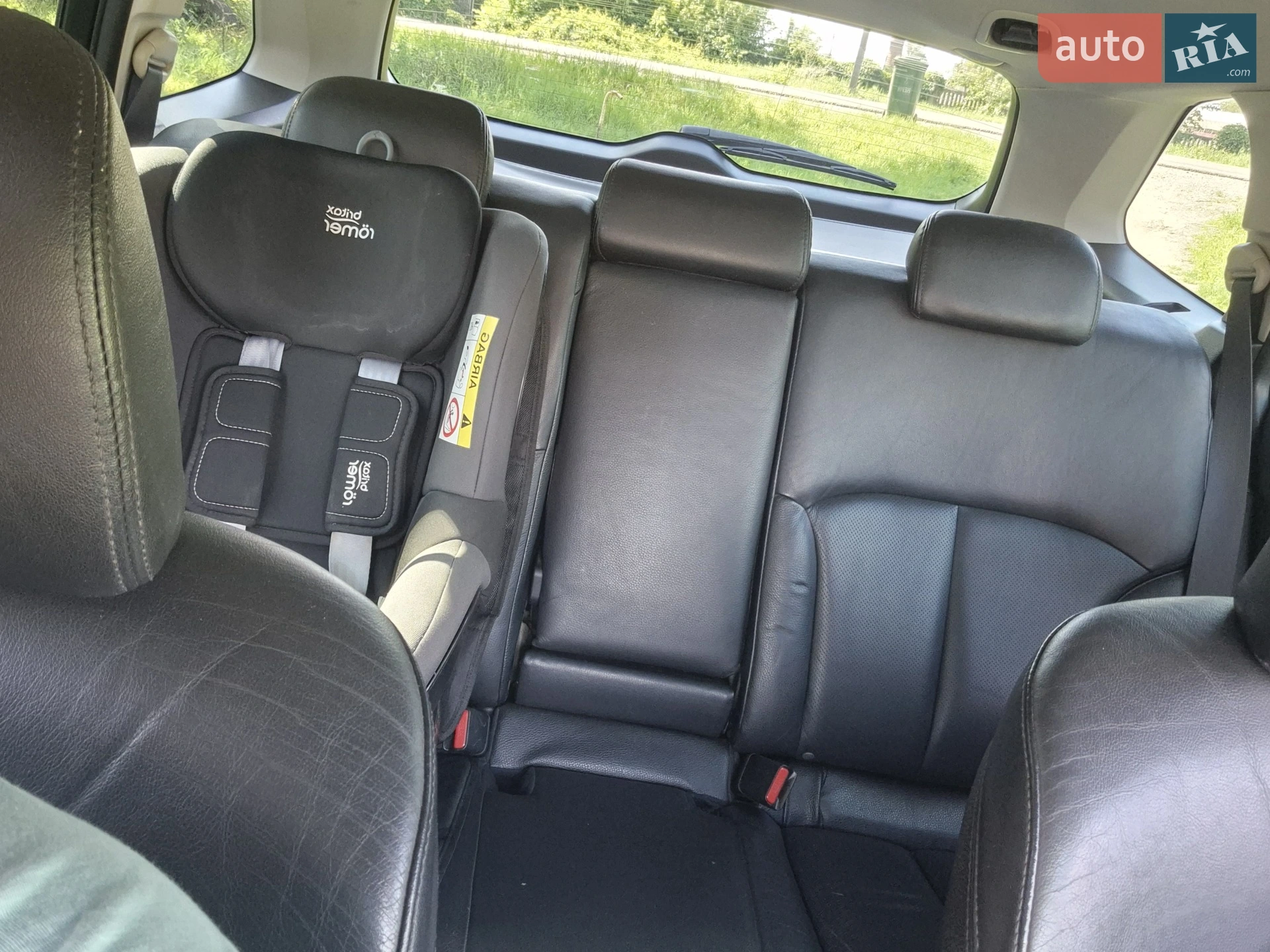 2011 Subaru Outback - мініатюра 16