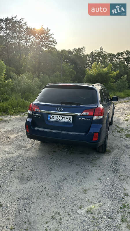 Універсал Subaru Outback 2010 в Львові