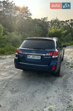 Универсал Subaru Outback 2010 в 