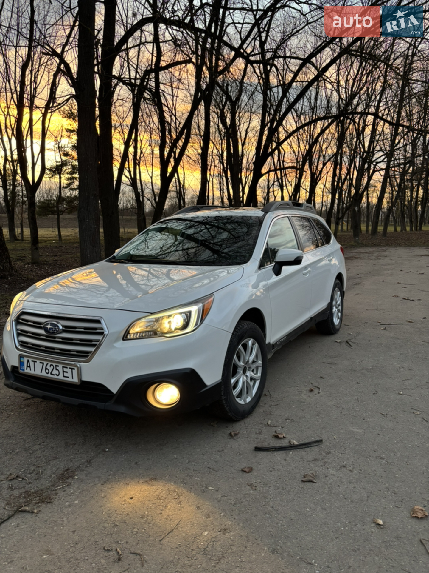 2016 Subaru Outback - мініатюра 2