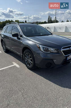 Универсал Subaru Outback 2017 в Киеве