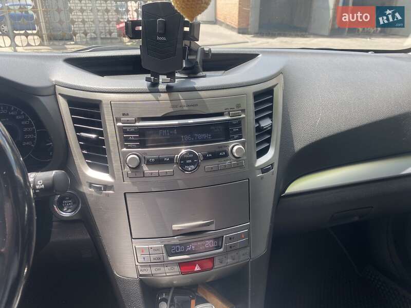 Универсал Subaru Outback 2010 в Лубнах