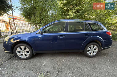 Универсал Subaru Outback 2011 в Черновцах