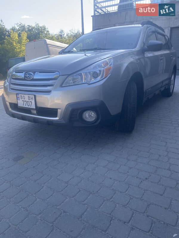 Универсал Subaru Outback 2014 в Тернополе