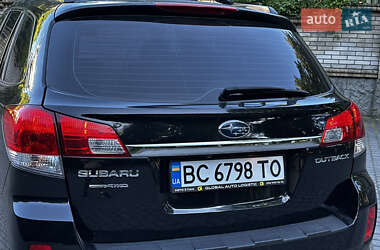 Универсал Subaru Outback 2011 в 