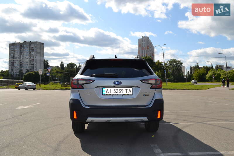 Универсал Subaru Outback 2022 в Киеве