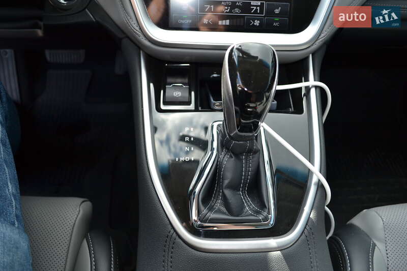 Универсал Subaru Outback 2022 в Киеве