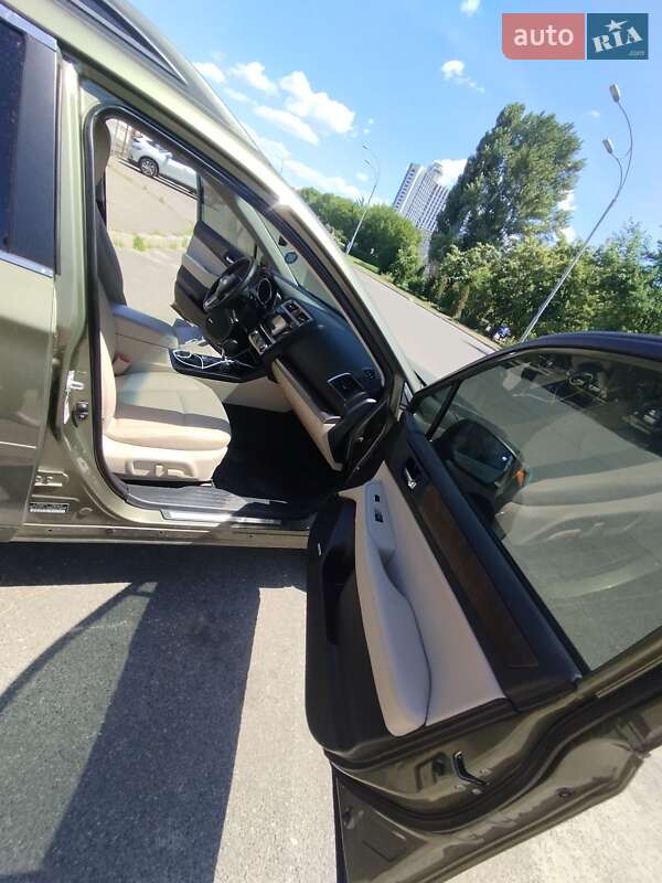 Универсал Subaru Outback 2015 в Софиевской Борщаговке