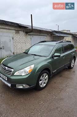 Універсал Subaru Outback 2010 в Києві