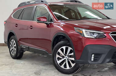 Внедорожник / Кроссовер Subaru Outback 2021 в 