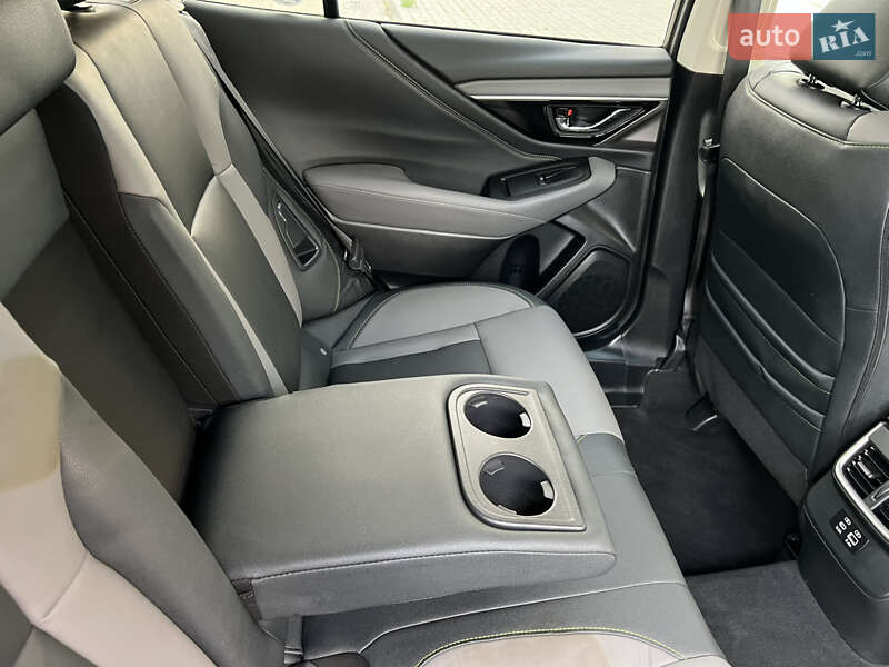 Универсал Subaru Outback 2024 в Киеве