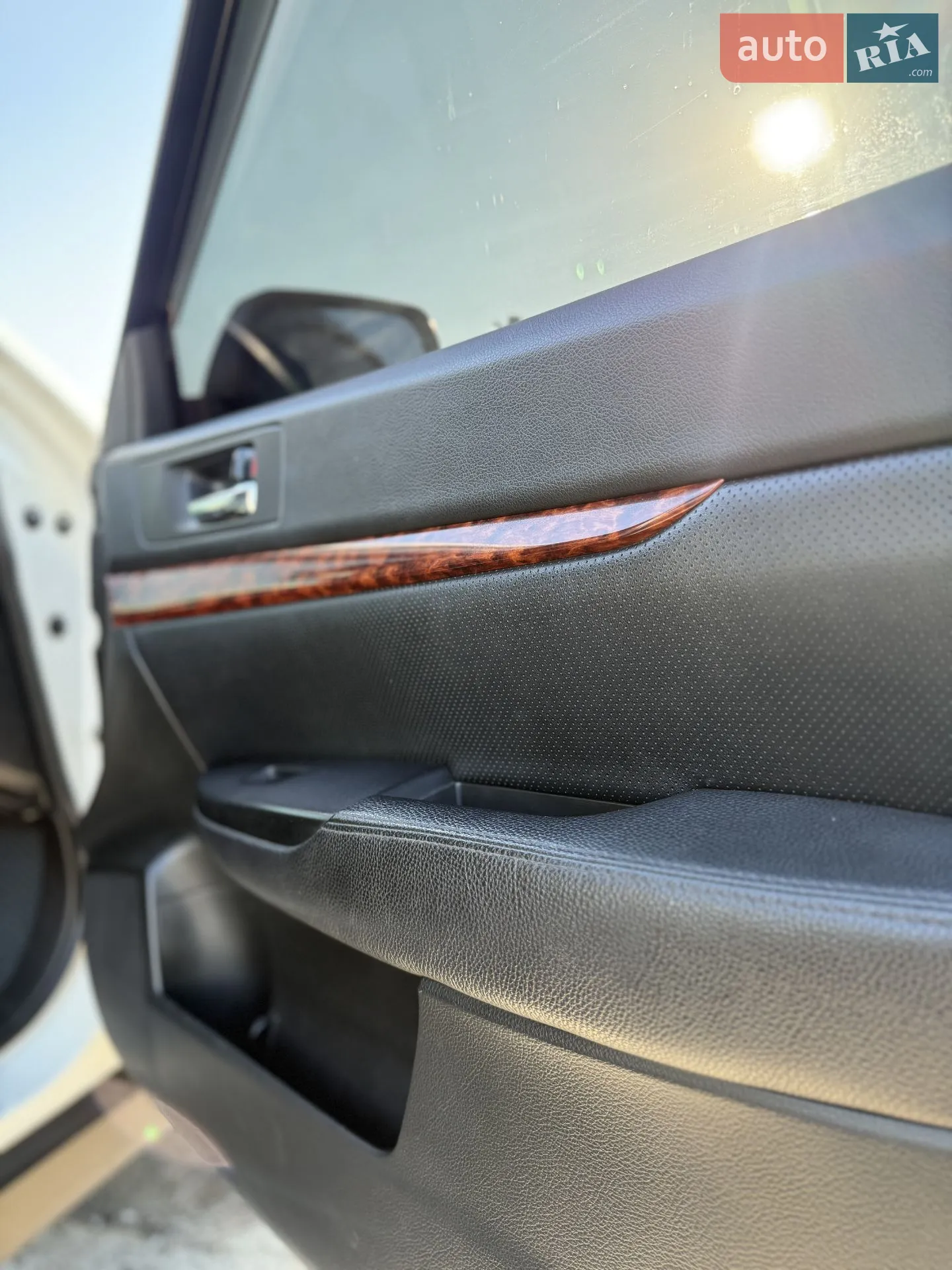 2010 Subaru Outback - мініатюра 23