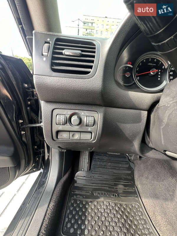 Универсал Subaru Outback 2006 в Днепре
