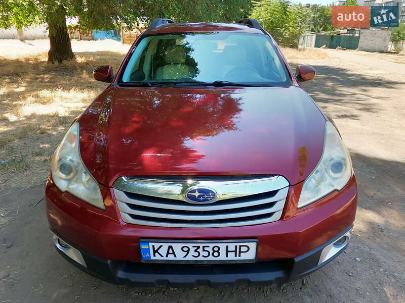 Универсал Subaru Outback 2010 в Одессе