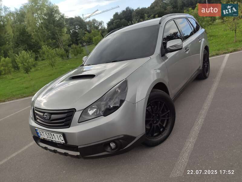 Универсал Subaru Outback 2009 в Ивано-Франковске