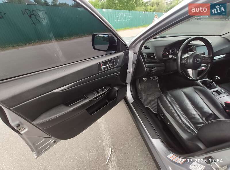 Универсал Subaru Outback 2009 в Ивано-Франковске