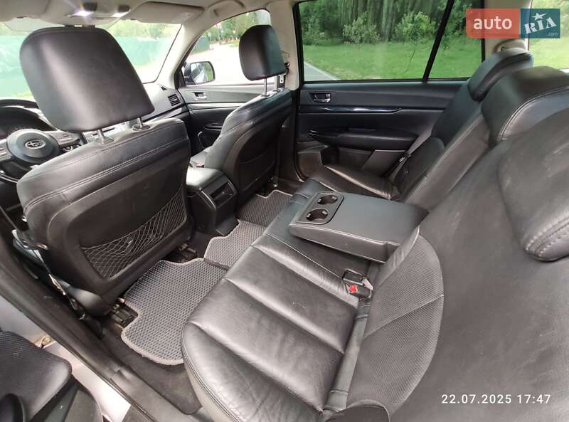 Универсал Subaru Outback 2009 в Ивано-Франковске