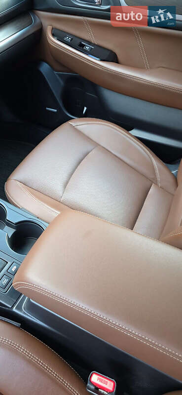 Універсал Subaru Outback 2018 в Києві