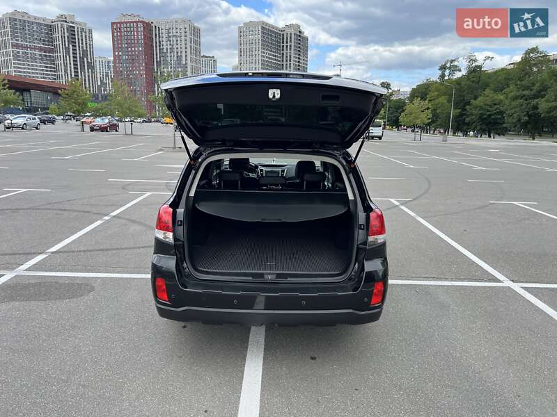 Универсал Subaru Outback 2010 в Киеве