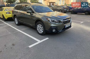 Универсал Subaru Outback 2018 в Киеве