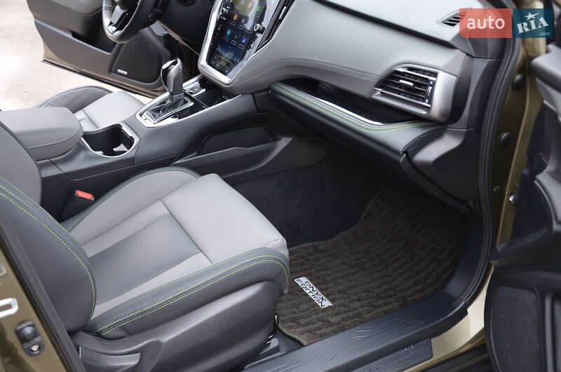 Универсал Subaru Outback 2024 в Киеве