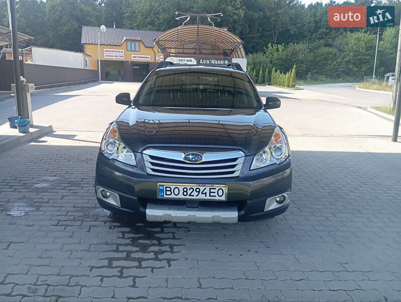 Subaru Outback 2012
