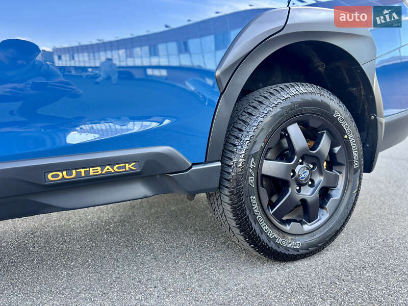 Внедорожник / Кроссовер Subaru Outback 2023 в Киеве