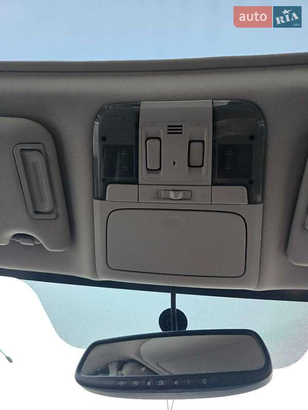 Универсал Subaru Outback 2012 в Киеве