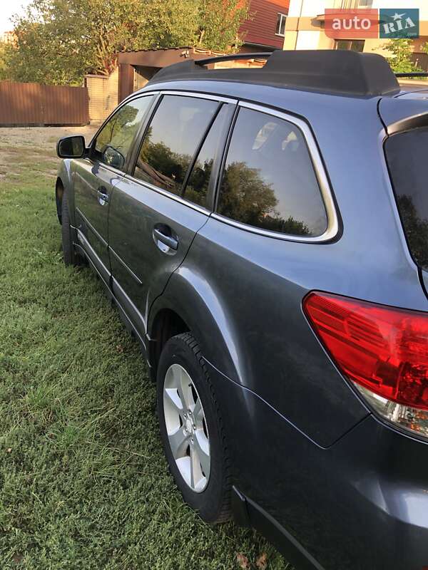 Универсал Subaru Outback 2013 в Ивано-Франковске