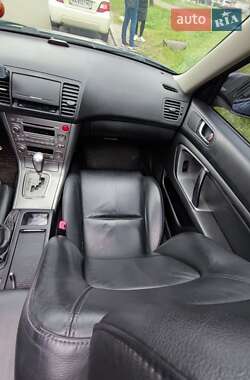 Универсал Subaru Outback 2005 в 